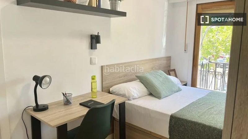 Foto cdacc322-531f-434c-aa8b-5d0959301980. Rent flat with heating in Aluche Madrid