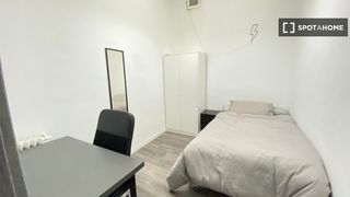 Alquiler Piso en Palacio. Habitación en piso compartido en alquiler en sol, madrid.