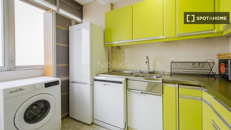 Foto 4fbfa952-a9fd-41d1-b728-5b8449e00616. Rent flat with heating in Pacífico Madrid