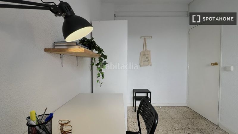 Foto 48a021d4-7a18-429b-bca1-bb84f4a164c7. Rent flat with heating in Aluche Madrid