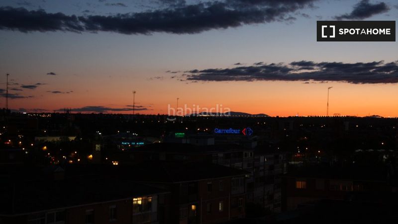 Foto 9f756309-3c7a-4f5f-aba6-d80e6dda81ce. Rent flat with heating in Aluche Madrid