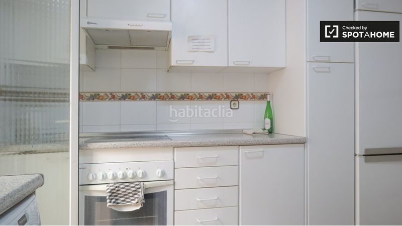 Foto 76f4a979-c70d-4d7c-981c-bfec2dcdd14f. Rent flat with heating in Guindalera Madrid