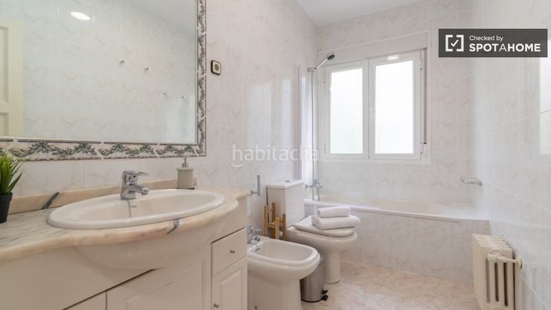 Foto d46be9db-1998-41a7-a556-74be9e7a9494. Rent flat with heating in Guindalera Madrid