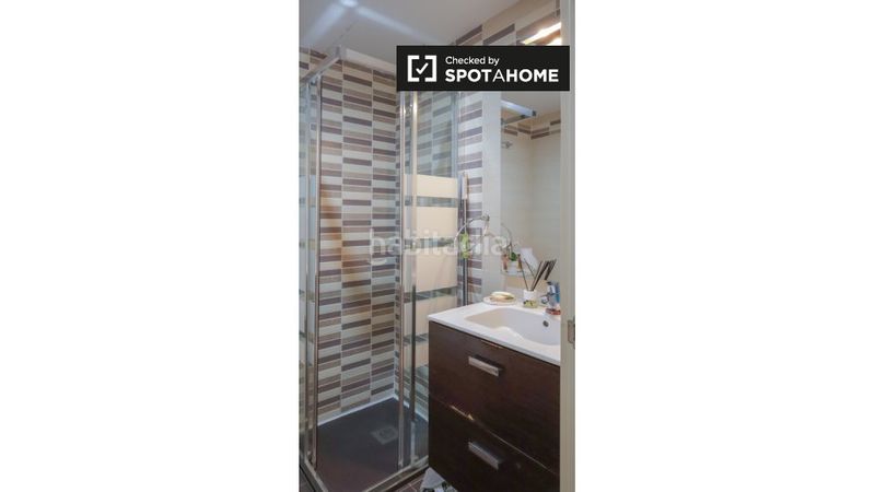 Foto 61450d8d-492f-4b96-980c-520139f80cd2. Rent flat with heating in Valdezarza Madrid
