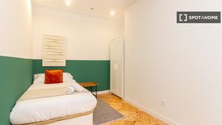 Alquiler Piso en Guindalera. Habitación en piso compartido de 8 habitaciones, guindalera, mad