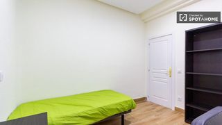 Miete Etagenwohnung in Gaztambide. Habitación interior con armario independiente en el apartamento,