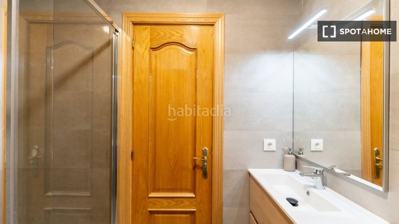Foto a39f302c-3612-4cf2-bf53-6695cc3ddf6c. Rent flat with heating in Acacias Madrid