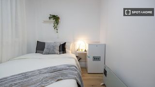 Miete Etagenwohnung in Goya. Habitación en piso compartido de 6 habitaciones en goya, madrid.