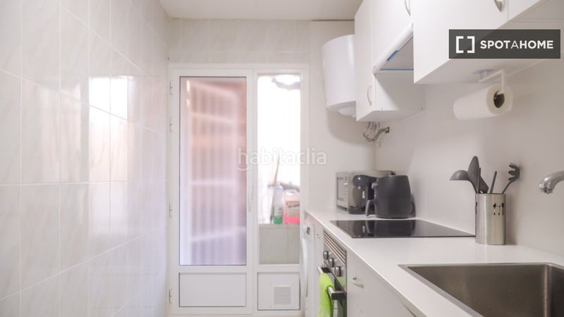 Foto eb1a68cf-c608-4abb-b73e-08e2e48ac8fc. Rent flat with heating in Almendrales Madrid