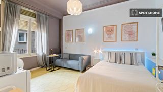 Rent Flat in Putget - Farró. Habitación en piso compartido en sant gervasi galvany, barcelona