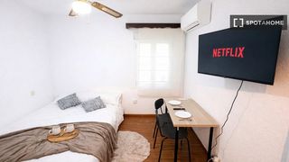 Miete Etagenwohnung in Palacio. Habitación en piso compartido de 4 habitaciones en alquiler, pal