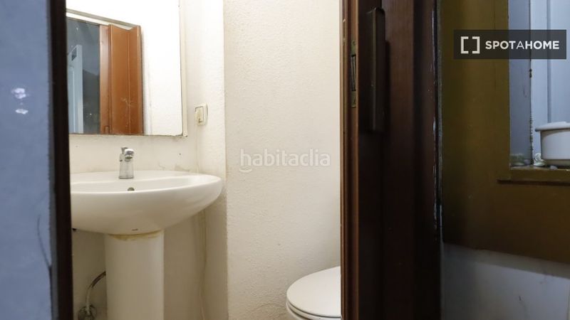 Foto 0a7d725c-d46d-4a30-bf84-552ea4dd5b50. Rent flat with heating in Universidad-Malasaña Madrid