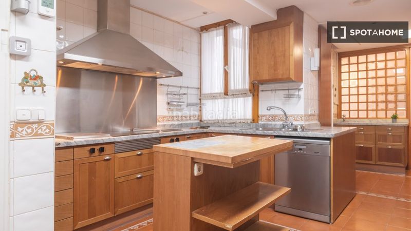 Foto cc456e48-9854-4001-a3b3-f62aed613709. Rent flat with heating in El Viso Madrid