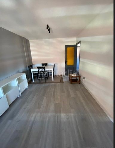 Foto 17bc9802-aa25-41d8-b027-5ac47792a02b. Apartament amb calefacció a La Calzada Gijón