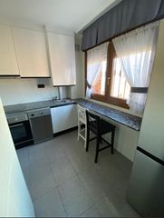 Apartment in La Calzada. Apartamento al lado de fátima