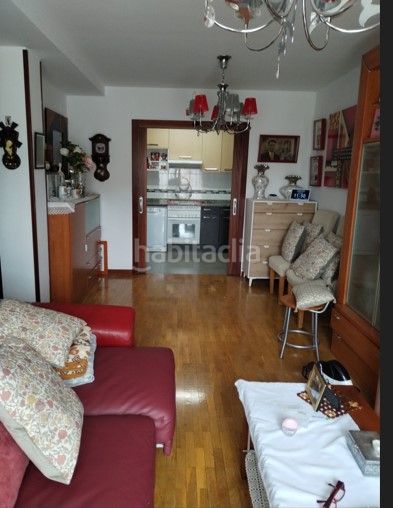 Foto a5eb56c1-55bd-4631-957e-afac775cef2e. Pis amb calefacció aparcament a Jove Gijón