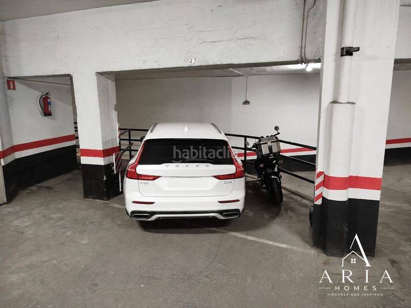 Foto 5e24a6d1-a4e5-40ac-b3ff-c54de4d67ce4. Parking voiture dans San Pedro de Deusto - La Ribera Bilbao