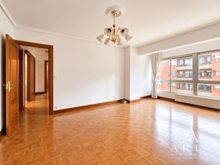 Pis  Saratsate musikariaren kalea. Piso en venta en bilbao, zona deusto