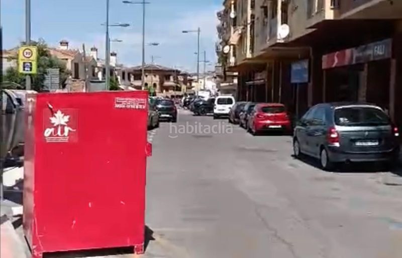 Foto 52820377-f76d-4ec6-8f2e-d838b4240d3a. Aparcament cotxe a Cenes de la Vega