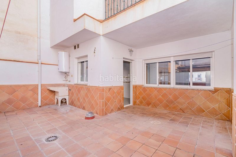 Foto 70a2fa7a-c911-4640-8139-97bd31eff84e. Casa amb aparcament a San Antón Armilla