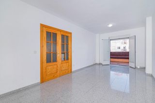 Casa  Calle almeria. Amplia y soleada casa en armilla, zona san miguel
