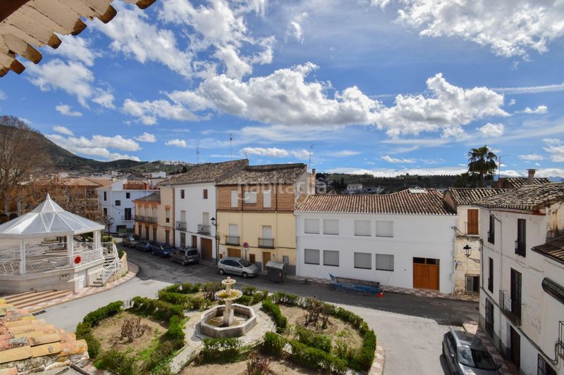 Foto fa50faee-8e31-4732-a1e3-25ac5f9b063a. Casa amb aparcament a Alfacar