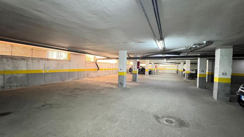 Foto 848b5987-1339-4928-8ee2-dd23ee5948c0. Aparcament cotxe a Cenes de la Vega