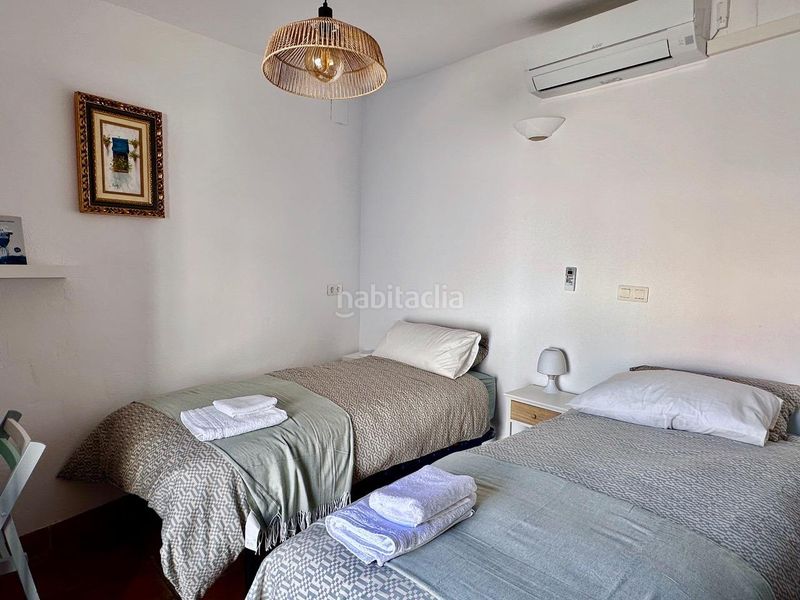 Foto 5869e343-6553-4dcf-add9-0140ebdf1504. Casa  en venta en Centro Salobreña