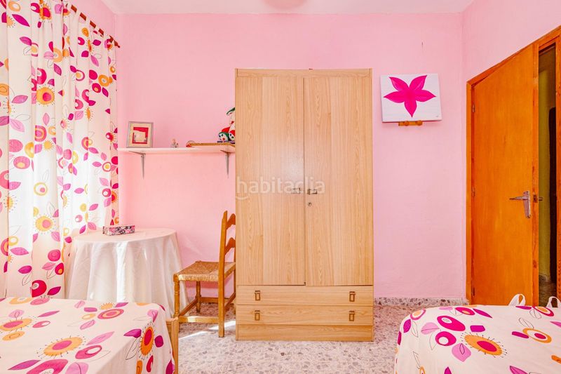 Foto c439d1e3-27dd-4a34-acbf-536eb87f7c36. Casa amb aparcament a Parque de San Roque Churriana de la Vega