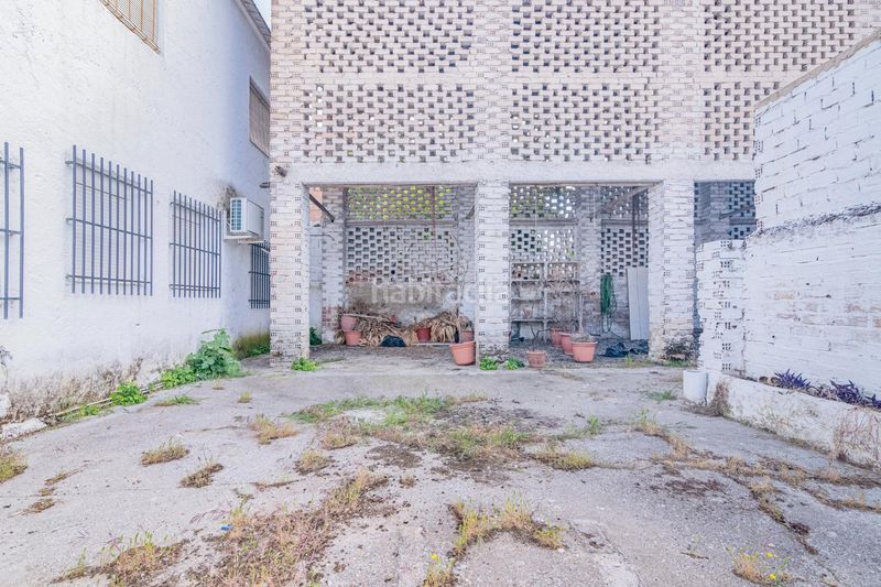 Foto c9d1800c-4eb1-4e90-bd6e-b7816935a870. Casa amb aparcament a Parque de San Roque Churriana de la Vega