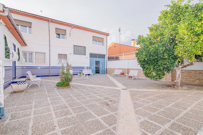 Foto 32aaba6d-b344-42bf-8d05-5ed36ce0bc95. Casa amb aparcament a Purchil Vegas del Genil