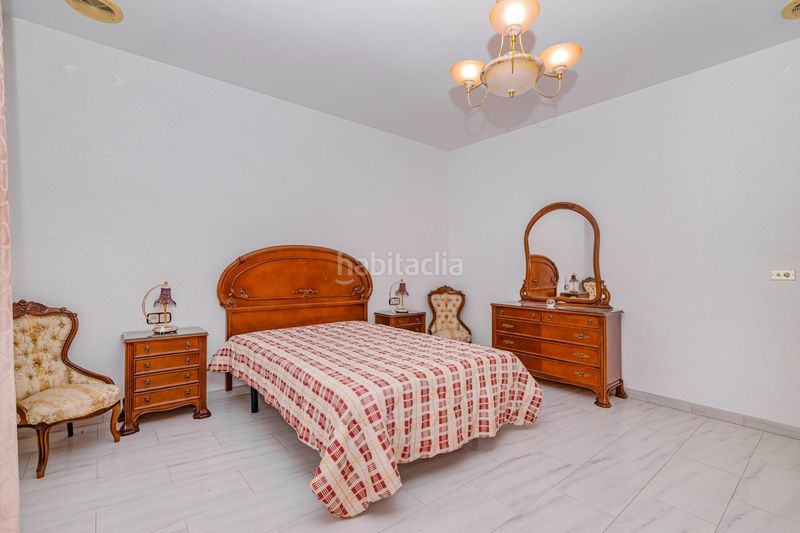 Foto 6fc47959-ba96-4f76-8f39-45fb3fb036de. Casa amb aparcament a Purchil Vegas del Genil