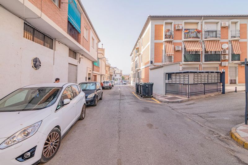Foto f67b68af-d693-4c34-90ae-911817b7ff93. Pis a Poniente Armilla