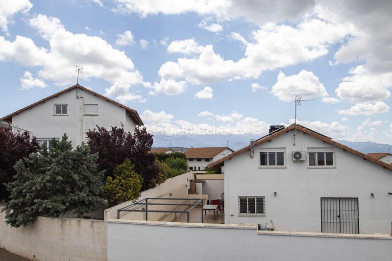 Foto 138a35f9-23bc-4864-beba-b98fe1b1bf3a. Casa chalet independiente con piscina en Nívar