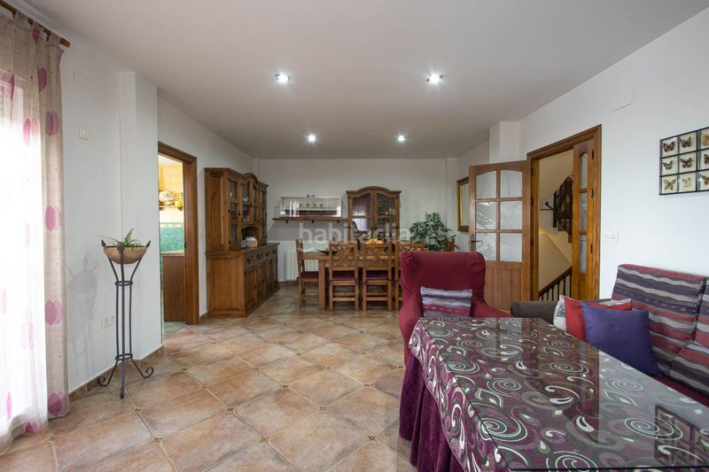 Foto dfe97727-8863-488f-ad19-293e2b87c5f8. Casa chalet independiente con piscina en Nívar