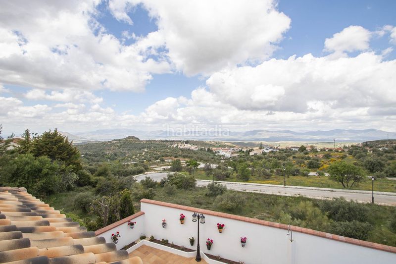 Foto dff8fe71-0e35-4d74-a4ea-1d268a4237fc. Casa chalet independiente con piscina en Nívar