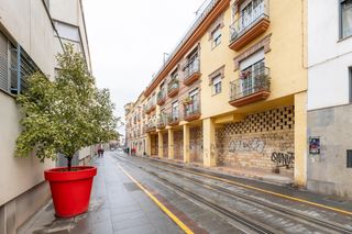 Miete Geschäftsraum  Calle real de armilla. Local comercial con inmejorable situación.