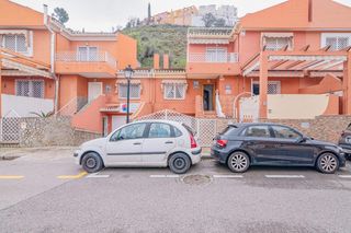 Casa adossada a Bola de Oro