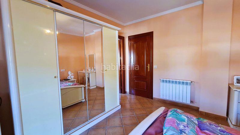 Foto 56228a08-b2be-43a9-98e4-4ff12d6ec4dd. Xalet a huerta 1 a Peza (La)