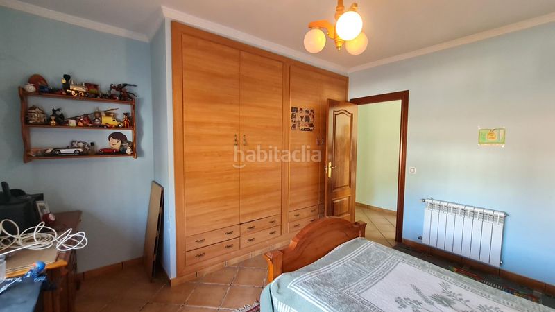Foto 8bed4b13-da5a-46e0-bf48-f119f9b790f3. Xalet a huerta 1 a Peza (La)