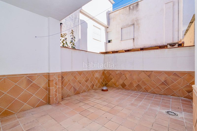 Foto b5bab2b2-f455-4711-97d4-c4e247cfe180. Casa amb aparcament a San Antón Armilla