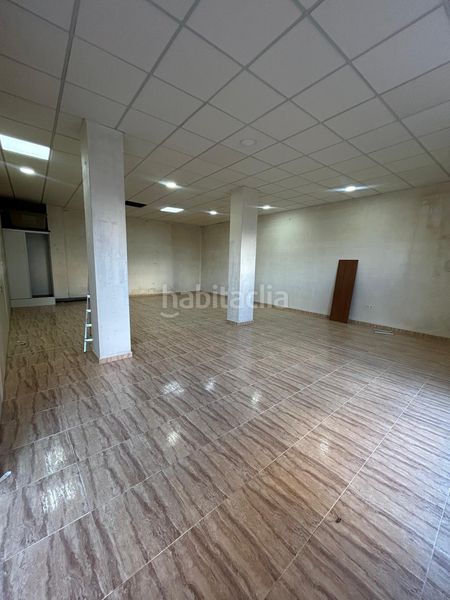 Foto a223e78f-d0aa-4665-a7ff-4cddf4cda66c. Lloguer local comercial a Atarfe