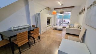 Casa adossada  Plaça enrique granados. Chalet adosado