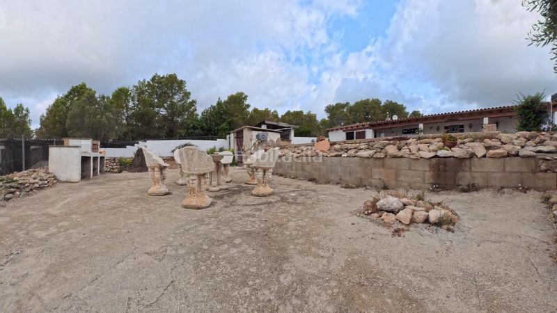 Foto a1fba4b6-c5f4-4400-9c5c-1d8f1f615ec0. Masia amb aparcament piscina a Perelló (El)