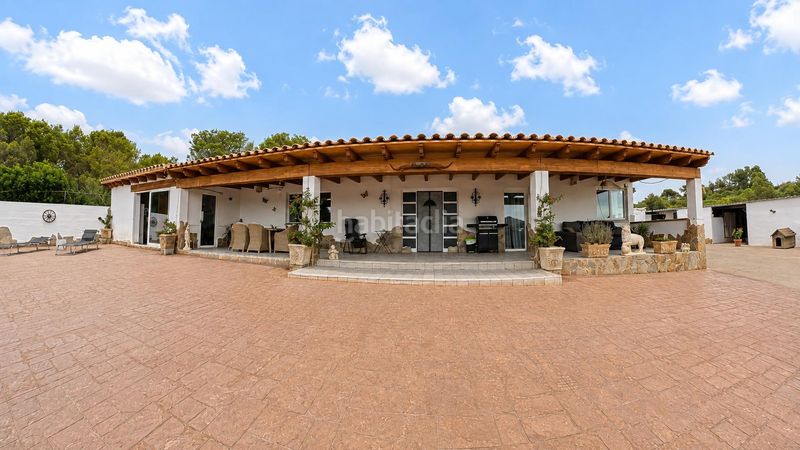 Foto c33f3ab3-d1f3-4dfd-9463-030324e7862d. Masia amb aparcament piscina a Perelló (El)