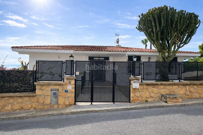 Foto 85588959-f2c7-4da6-96de-54234c970cd7. Casa amb piscina a Montebello - Nou Espai Nucia (la)