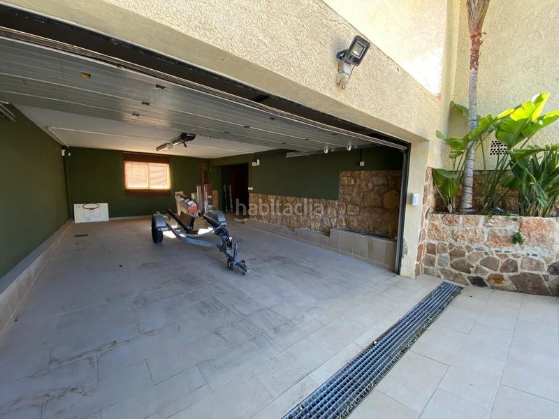Foto 3028a901-7775-4f4e-920e-54d1f7c50464. Casa amb calefacció aparcament piscina a Urbanizaciones Benidorm