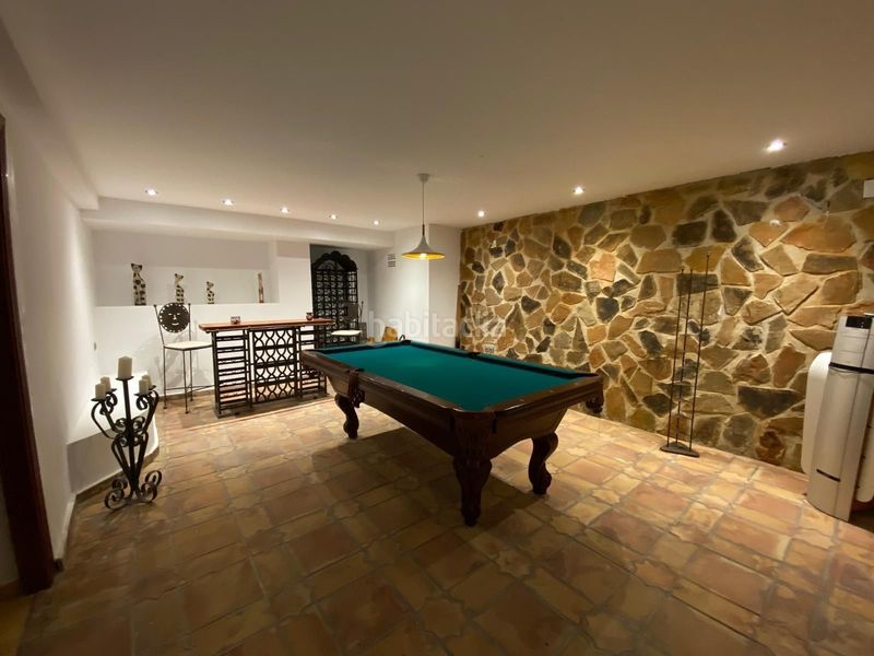 Foto eac2a477-af15-4785-9c9e-fa6f2d35f9b6. Casa amb calefacció aparcament piscina a Urbanizaciones Benidorm