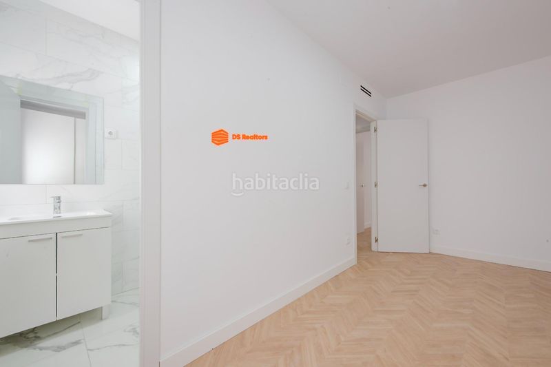 Foto 7466802c-6917-48e6-b0cf-96fd966e6d1e. Pis amb calefacció a Prosperidad Madrid