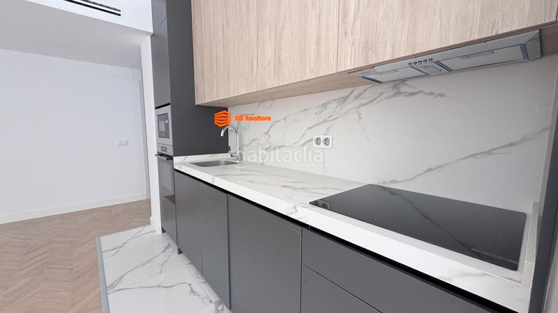 Foto dbbeaf44-b437-408f-8e0e-af66d3f3b068. Pis amb calefacció a Prosperidad Madrid